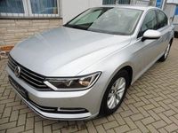 Gebraucht VW Passat Trendline 125 PS (91 kW) 2015 Schwarz Kombi