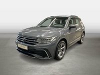 Gebraucht VW Tiguan R-line 150 PS (110 kW) 2023 Delfingrau (metallic) SUV
