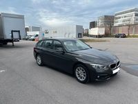 gebraucht BMW 320 i Touring Advantage