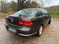 Gebraucht VW Passat 160 PS (117 kW) 2014 Braun Limousine