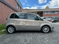 Gebraucht Lancia Musa Platinum 95 PS (69 kW) 2011 Beige Van / Kleinbus
