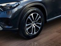 Gebraucht Mercedes GLC200 204 PS (150 kW) 2024 Grau SUV