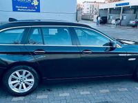 Gebraucht BMW 520 184 PS (135 kW) 2013 Schwarz Kombi