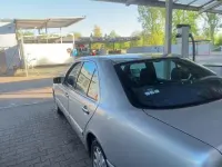 Gebraucht Mercedes E200 Avantgarde 136 PS (100 kW) 1998 Silber Limousine