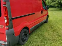 Gebraucht Renault Trafic 115 PS (84 kW) 2012 Rot Van / Kleinbus