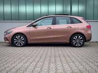 Gebraucht Mercedes E250 Style 218 PS (160 kW) 2021 Gold Limousine