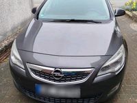 Gebraucht Opel Astra 110 PS (80 kW) 2011 Grau Kombi