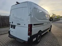 Usado Renault Master 150 HP (110 kW) 2025 Branco Monovolume