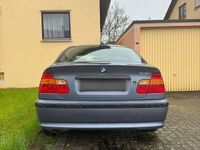 gebraucht BMW 318 i Klimaautomatik/ AHK/ TÜV 09/2025