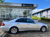 gebraucht Mercedes E320 E-Klasse Lim. E 320 4Matic/NAVI/SHZ/LEDER