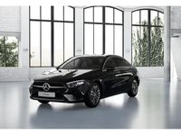 Gebraucht Mercedes A200 Advanced Plus 177 PS (130 kW) 2024 Kosmosschwarz Limousine