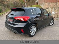 Gebraucht Ford Focus 101 PS (74 kW) 2019 Schwarz Limousine