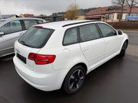 Gebraucht Audi A3 Attraction 125 PS (91 kW) 2010 Weiß Kleinwagen