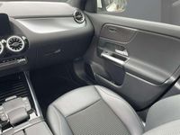 Gebraucht Mercedes EQA250 Progressive 139 kW (190 PS) 2021 Unilack polarweiß SUV