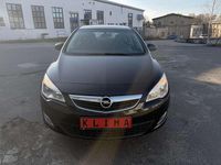 Usata Opel Astra Edition 116 CV (85 kW) 2010 Nero Utilitaria