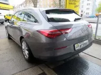 Gebraucht Mercedes CLA200 150 PS (110 kW) 2023 Mountaingraumetallic Kombi