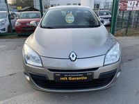 Gebraucht Renault Mégane Expression 101 PS (74 kW) 2010 Stone Limousine
