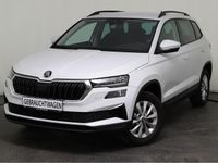 Gebraucht Skoda Karoq Selection 150 PS (110 kW) 2025 Weiß, moonweiss metallic (2y) SUV