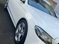 Usado Mercedes E220 AMG line 194 CV (142 kW) 2017 Blanco Familiar
