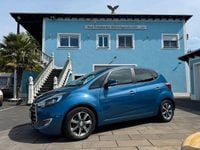 Gebraucht Hyundai ix20 125 PS (91 kW) 2016 Blau Kleinwagen
