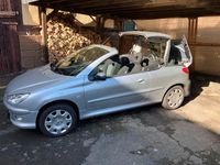 Gebraucht Peugeot 206 CC 100 PS (73 kW) 2004 Silber Cabrio