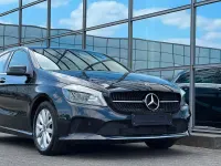 Gebraucht Mercedes A180 AMG 122 PS (89 kW) 2017 Schwarz Limousine
