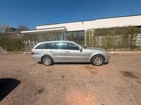 Gebraucht Mercedes E200 163 PS (119 kW) 2004 Silber Kombi
