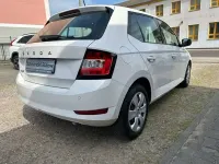 Gebraucht Skoda Fabia Cool Plus 60 PS (44 kW) 2021 Candyweiss Kleinwagen