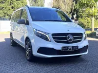 Gebraucht Mercedes V300 237 PS (174 kW) 2023 Weiß Van / Kleinbus