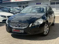 Gebraucht Volvo V60 Kinetic 114 PS (83 kW) 2011 Black solid (stone) / solid Kombi
