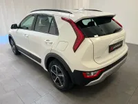 Gebraucht Kia Niro Edition 7 182 PS (133 kW) 2022 Weiß SUV