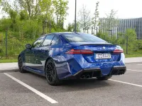 Używany BMW M5 Performance 727 KM (534 kW) 2025 Niebieski Sedan/Limuzyna