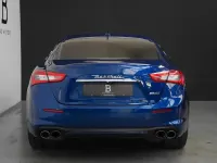 Gebraucht Maserati Ghibli 349 PS (256 kW) 2018 Blau Limousine