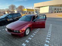 Gebraucht BMW 530 204 PS (150 kW) 2000 Rot Kombi