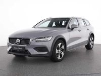 Gebraucht Volvo V60 CC 145 PS (106 kW) 2023 Kombi