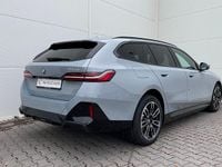 Neu BMW 530e M Sport 299 PS (219 kW) 2026 M brooklyn grau metallic Kombi