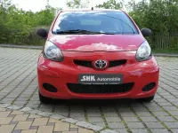 Używany Toyota Aygo Basis 68 KM (50 kW) 2009 Czerwony Hatchback