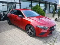 Gebraucht Mercedes A200 Progressive 163 PS (119 kW) 2023 Patagonienrot  lack (metallic) Kleinwagen