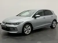 Gebraucht VW Golf VIII Life 150 PS (110 kW) 2025 Oyster silver metallic Limousine