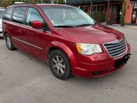 Gebraucht Chrysler Grand Voyager 193 PS (141 kW) 2010 Rot Van / Kleinbus