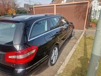 Gebraucht Mercedes E200 Elegance 184 PS (135 kW) 2011 Schwarz Kombi