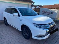 Gebraucht Mitsubishi Outlander P-HEV 224 PS (164 kW) 2018 Weiß SUV