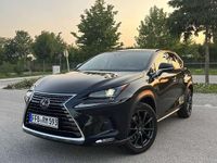 Gebraucht Lexus NX300h E-FOUR 155 PS (114 kW) 2018 Schwarz SUV