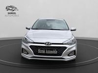 Gebraucht Hyundai i20 Trend 101 PS (74 kW) 2019 Silber Kleinwagen