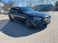 Gebraucht Mercedes E300 AMG 265 PS (194 kW) 2023 Unilack schwarz Kombi