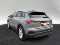 Gebraucht Audi Q4 e-tron Sport 125 kW (170 PS) 2022 C2 kieselgrau SUV