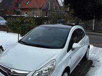 Gebraucht Opel Corsa 100 PS (73 kW) 2011 Weiß Kleinwagen