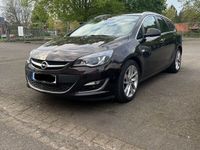 gebraucht Opel Astra caravan Kombi 1,6 Cdti Spot