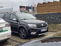 Gebraucht Dacia Logan MCV Stepway 101 PS (74 kW) 2020 Schwarz Kombi