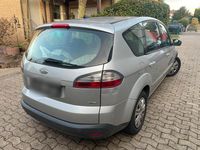 Gebraucht Ford S-MAX 140 PS (102 kW) 2008 Van / Kleinbus